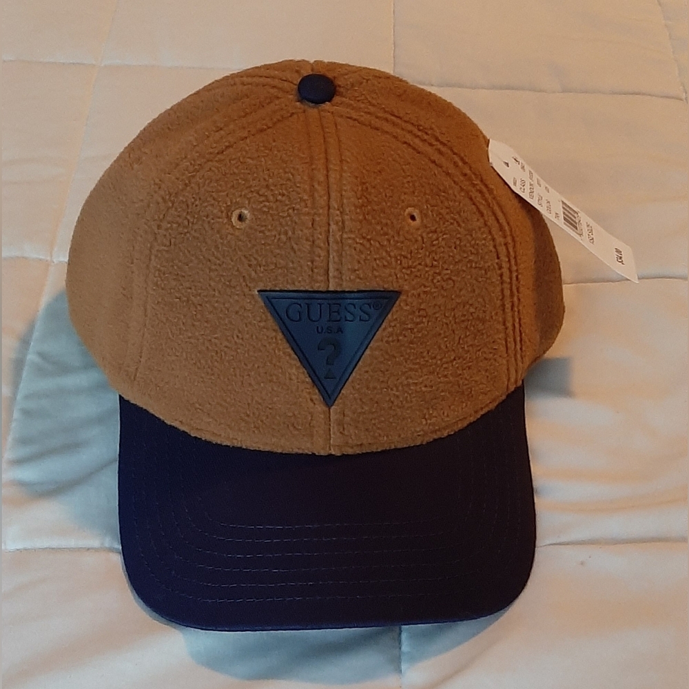 Guess Adjustable Hat *NWT*